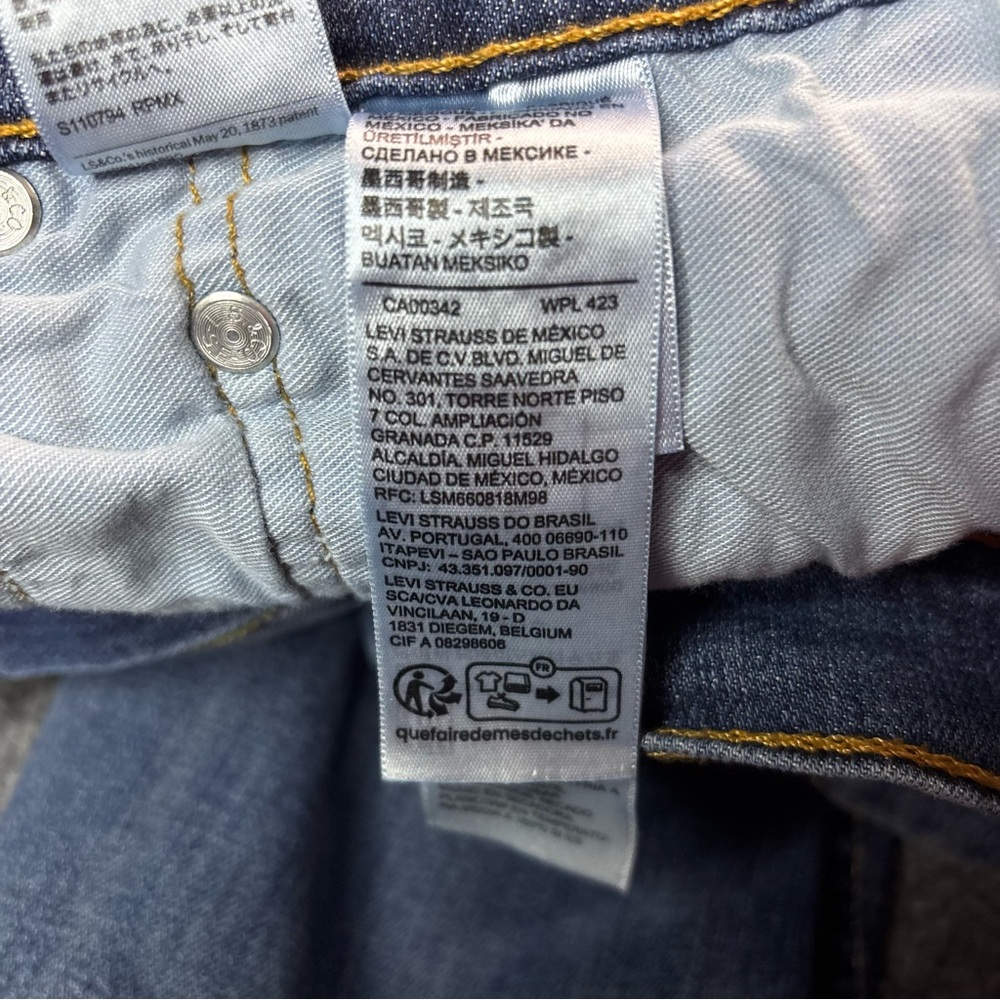 Levi's 559 Blue Jeans Men's 40x30 (40x30 fit) Relaxed Straight Medium Wash - Picture 8 of 16